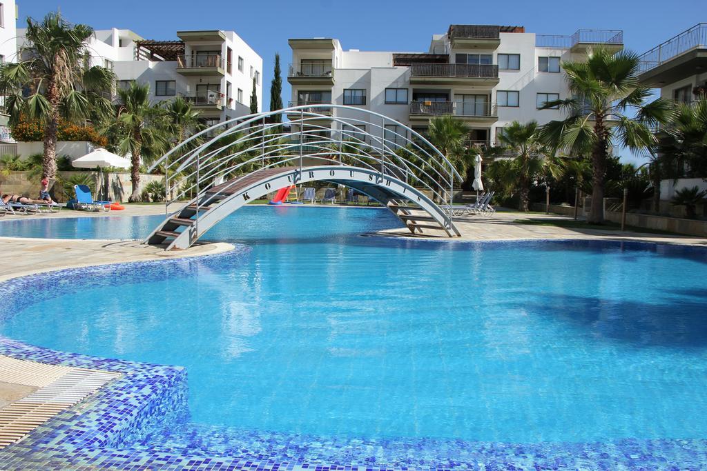 דירות Paphos Danaos Pool View מראה חיצוני תמונה